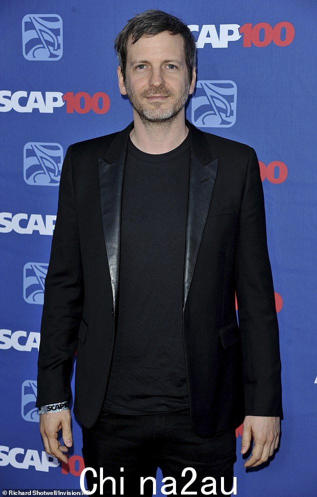 Win: 唱片制作人,全名 Lukasz Sebastian Gottwald,49 岁,在洛杉矶 Yamashiro Hollywood 的私人派对上获得认可,这是他在该类别中的第三次获胜