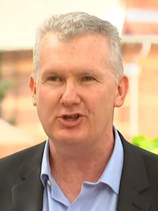 劳资部长托尼伯克称赞了政府上任的前 12 个月。图片：Sky News Australia