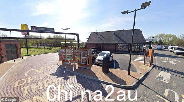 肯特斯旺利的麦当劳得来速餐厅,Couzens 于 2021 年 2 月在那里闪过员工