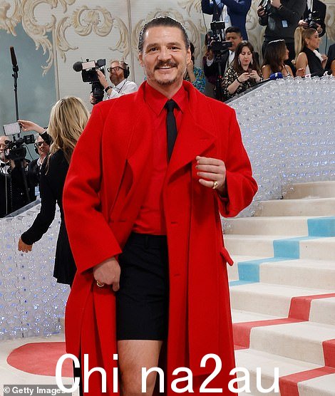 Pedro Pascal seen above on 5 月 1