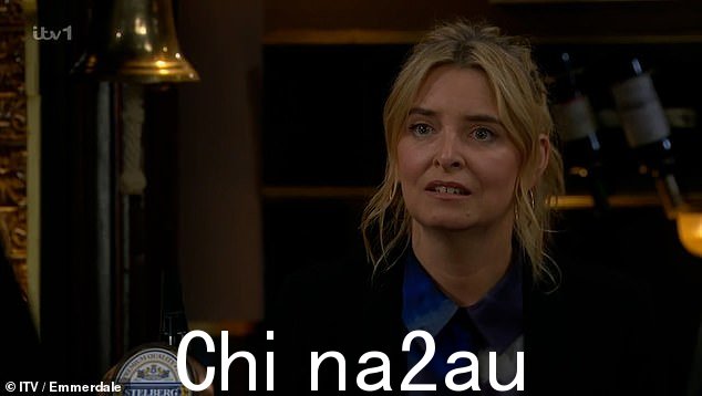 背叛:Mack 的妻子 Charity Dingle 最近悲痛欲绝地发现他是 Chloe 孩子的父亲