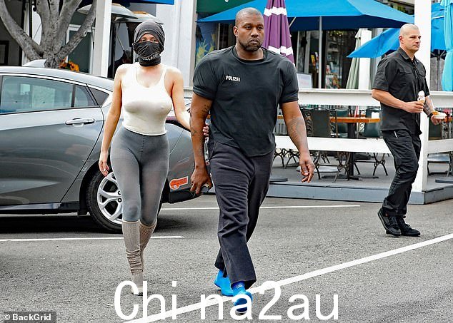 非正统:据报道,这对非正统的结合在 1 月份被封存,当时 TMZ 报道说 West 和 Censori 已获得结婚证书