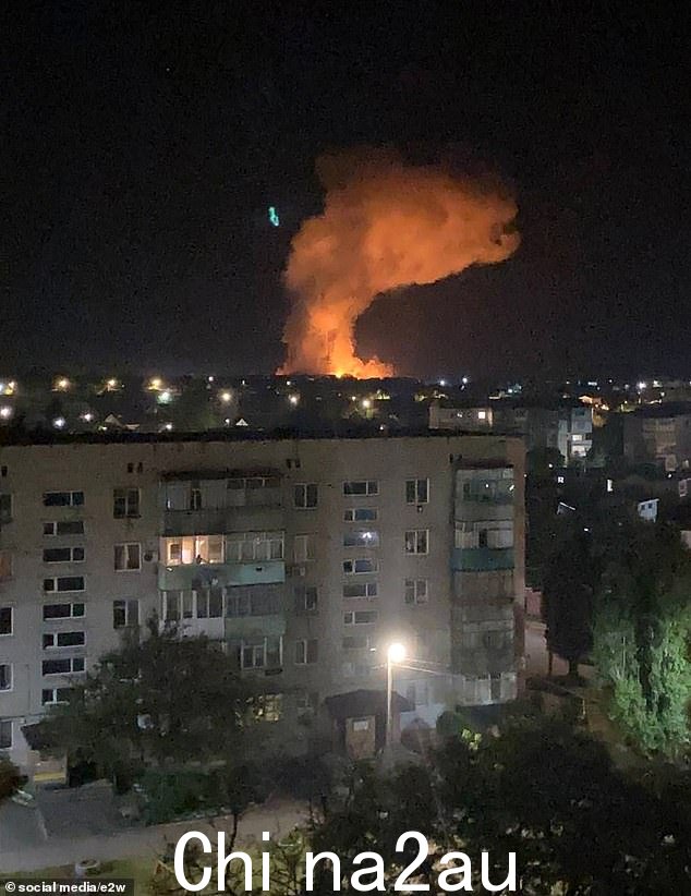 乌克兰扎波罗热地区俄罗斯占领的别尔江斯克市一夜之间发生爆炸