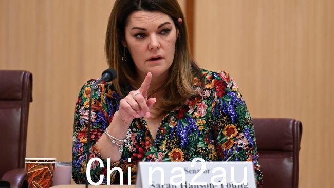 这一指控是在莎拉·汉森-杨质询美国广播公司总经理大卫·安德森和新闻总监贾斯汀·史蒂文斯时提出的。图片:NCA NewsWire / Martin Ollman