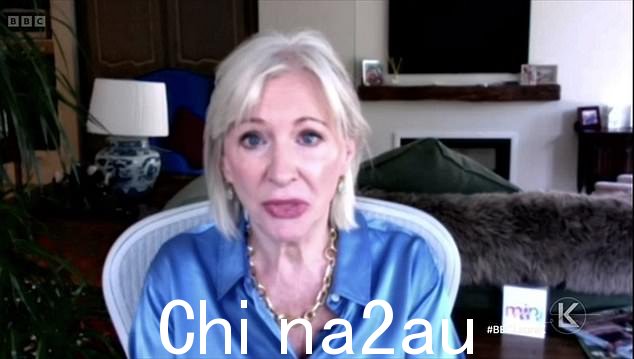 Nadine Dorries(如图)向 Holly Willoughby 施加压力,并呼吁对今早向 ITV 投诉 Phillip Schofield 的投诉进行调查