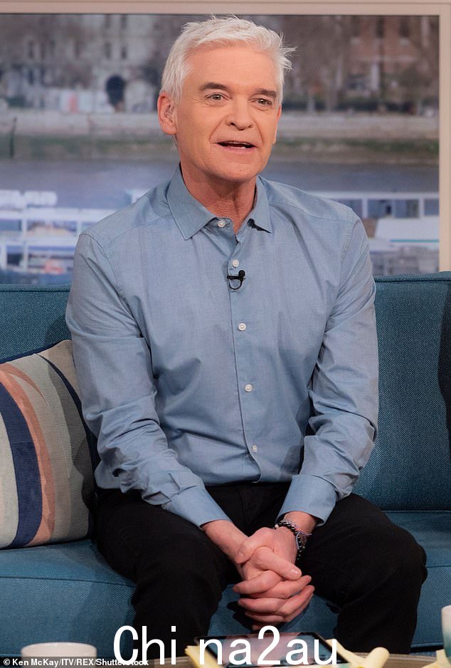 有趣的时机:Rylan 的帖子是在 61 岁的菲利普退出 ITV 后不久发布的,并在承认与一名年轻男性今早同事有染后被他的人才经纪公司 YMU 放弃