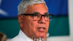 “是时候让你有一个平衡的观点了”：Warren Mundine 在对议会之声的现场采访中呼吁 ABC 反对偏见