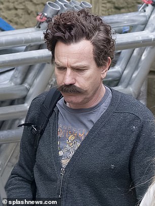 Urnrecognisable: Ewan 将在节目中饰演 Alexander Rostov,并改变了角色形象