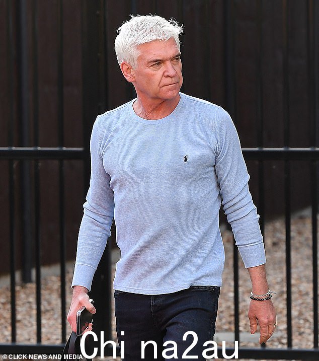 Philip Schofield(如图)年轻的情人在五年内登上了五个不同的 ITV 节目