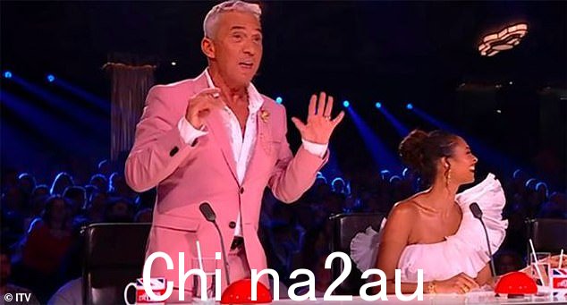 尴尬:眼尖的观众发现了 Alesha Dixon 和 Bruno Tonioli 之间所谓的紧张关系,因为这位前流行天后似乎在说话时没有看她的搭档