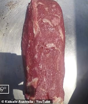 Moran 把它放在后面时的生肉