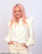 S Club 7 歌手 Hannah Spearritt 在突然退出乐队重聚之旅后打电话给律师