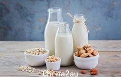豆奶、杏仁奶和燕麦奶哪个最有营养？营养专家的答案来了……（图）