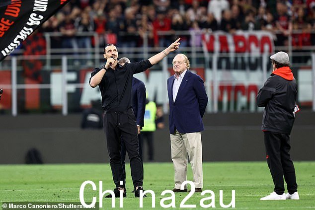 Ibrahimovic 告诉球迷他离开足球时并没有向他们说再见