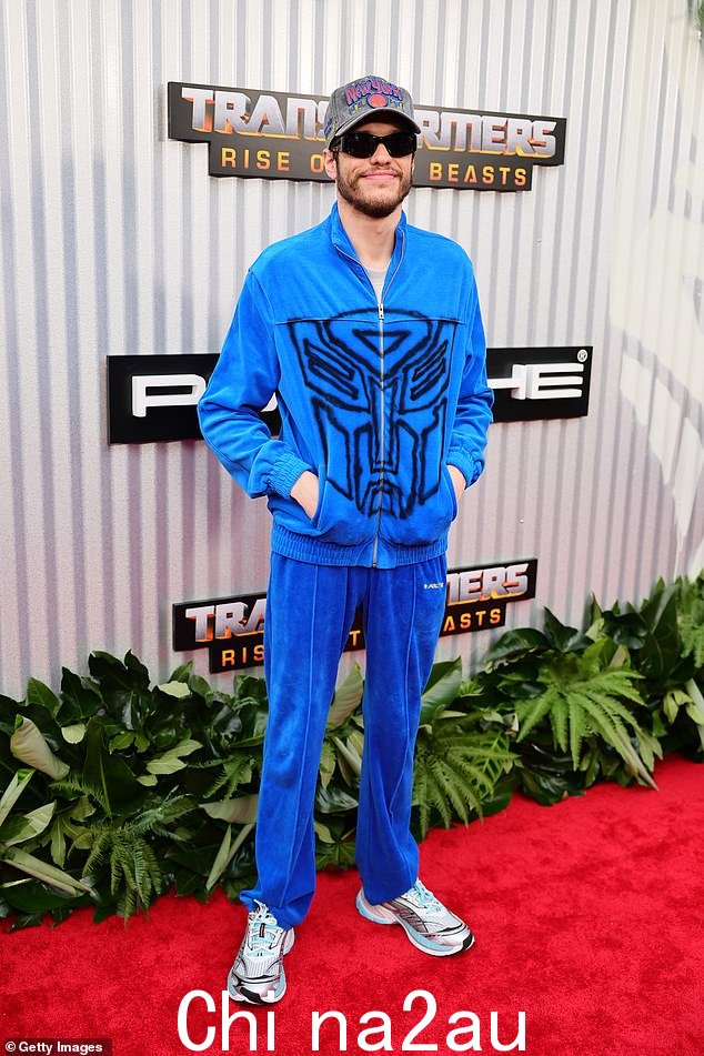 Pete:明星们在纽约市全力出击,Pete Davidson、Peter Dinklage 和 Anthony Ramos 在《变形金刚:野兽崛起》首映式上领衔主演