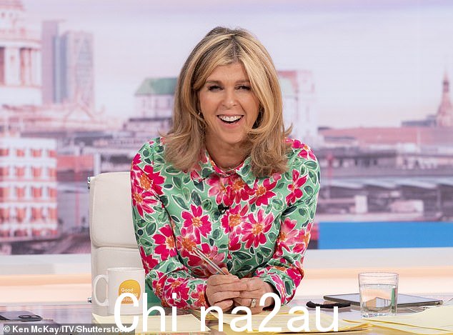 哦,天哪!Kate Garraway 最近因为亚历山大·阿姆斯特朗在上厕所时不小心踩到她而脸红了