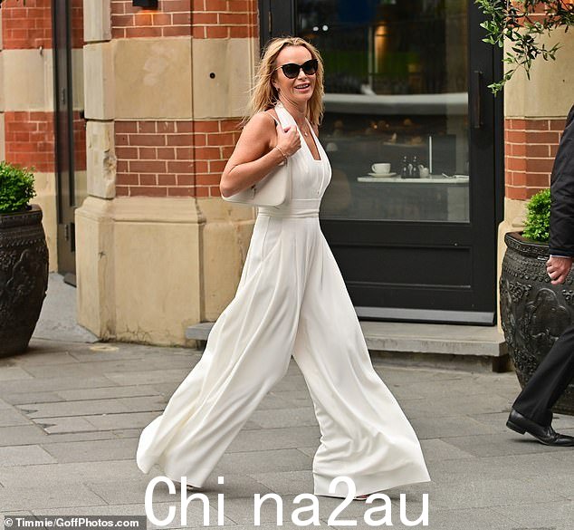 Amanda Holden 看似嘲笑 Holly Willoughby 的视频已被“断章取义”,消息人士称,她“与 Holly 没有任何问题”。霍尔登女士于周二合照在 Global Radio