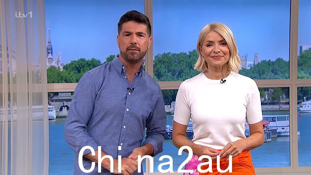 Frosty:Ruth 被指控未能在昨天的广播中承认 Holly Willoughby