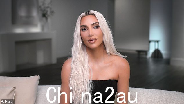 Asked: Kim 随后被一位制作人坦白,'你是一个灯火通明的女孩。是真的吗?” class=