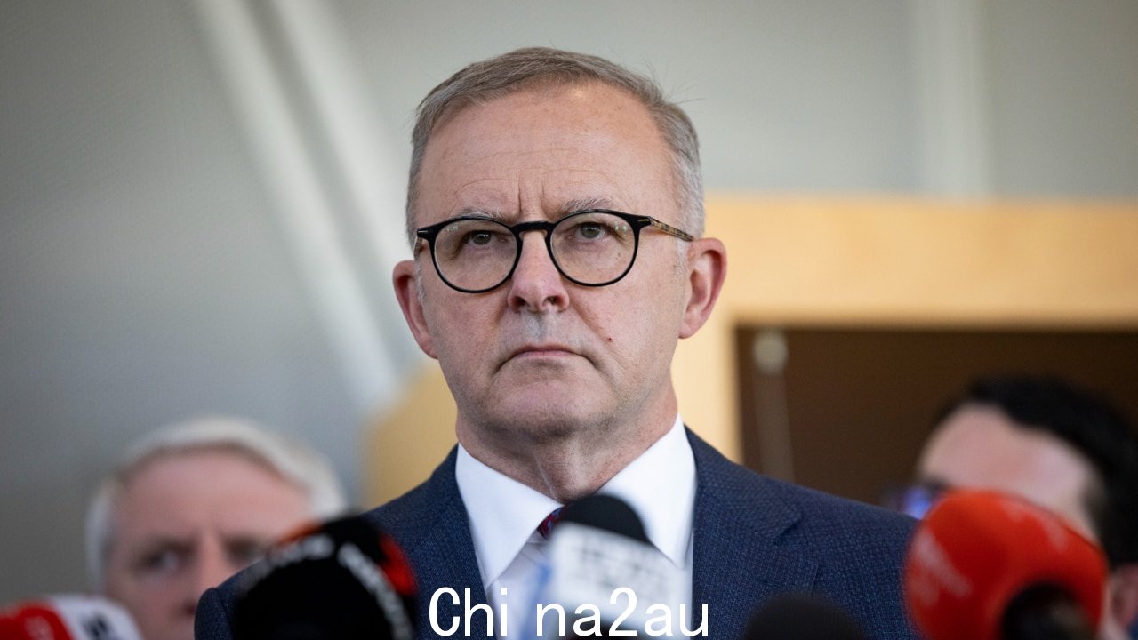 工党政府继承了联盟的'生产力表现最糟糕的十年” /><p>澳大利亚总理安东尼·艾博年 (Anthony Albanese) 在澳大利亚 2023 年经济展望论坛上对储备银行行长菲利普·洛 (Philip Lowe) 进行了毫不掩饰的抨击。</p><p>在与天空新闻政治编辑安德鲁·克伦内尔 (Andrew Clennell) 周五被问及为什么联邦预算预测现金利率将保持在 3.85%。</p><p>尽管 5 月份的预算中有预测,但现金利率目前仍处于澳大利亚储备银行在 6 月份将利率上调 25 个基点后上涨 4.10%。</p><p>目前处于 11 年来的最高点。</p><img class=