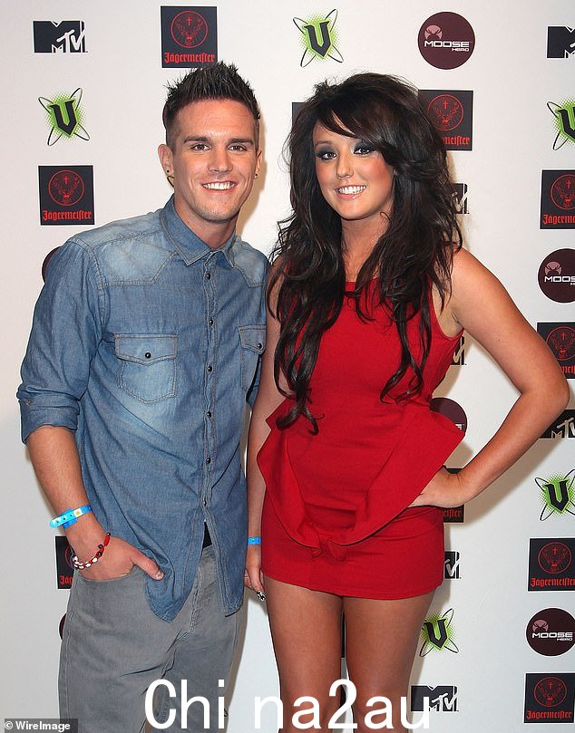 爆炸性的:Gaz Beadle 是该剧演员的原创成员,他与联合主演夏洛特克罗斯比极其不稳定的关系成为最大的故事情节之一