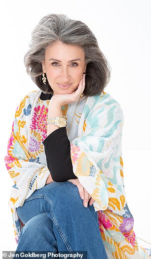 国际畅销书作者在 DailyMail.com 读者最紧迫的每周专栏 Dear Jane agony aunt 专栏中提供明智的建议