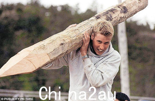 一位 21 岁的威廉王子在罗利行动期间在智利拍摄的照片作为他间隔年的一部分