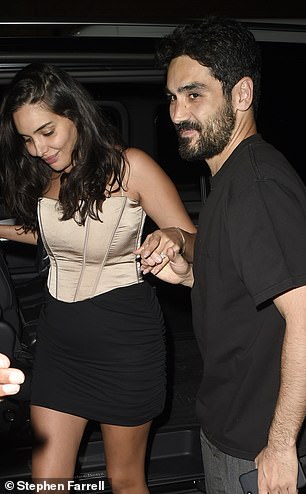 Ilkay Gundogan 也参加了他的另一半 Sara Arfaoui