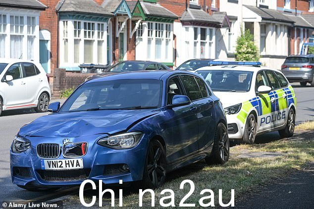任何有关于车祸或车辆信息的人都被要求联系西米德兰兹警方