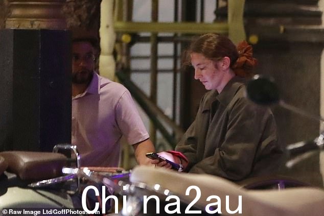 即将到来的角色:接下来可以看到路易莎在莎莉温赖特备受期待的新 Disney+ 系列中扮演主角,叛逆内尔的民谣