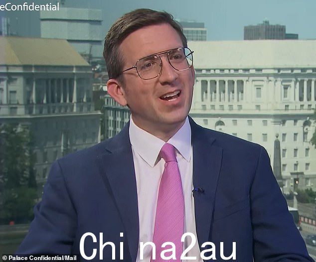 很重要,当哈里和梅根辞去王室职务时,官员们非常热衷于强调他们仍会被邀请参加皇家阅兵等场合,理查德伊登(如图)告诉 Mail+ 的 Palace Confidential。 ¿所以他们没有被邀请的事实非常重要'