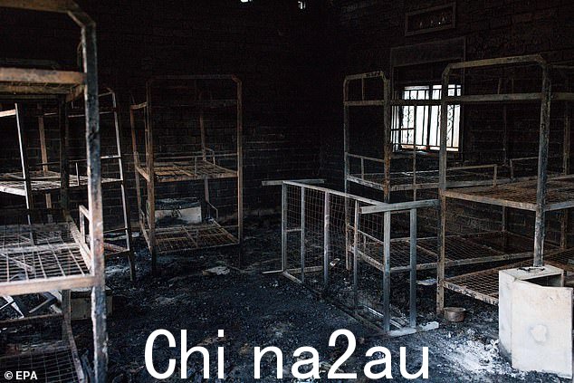 当袭击者点燃一间上锁的宿舍时,许多受害者被烧得面目全非,这让查明死者身份和寻找失踪人员的努力受挫