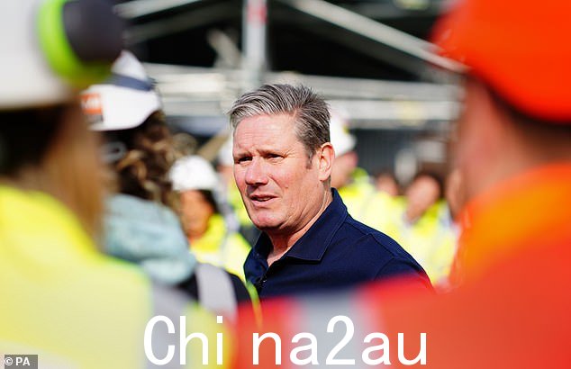 据报道,这位工党领袖在明天推出其政党的绿色能源政策之前与高级管理人员进行了交谈。