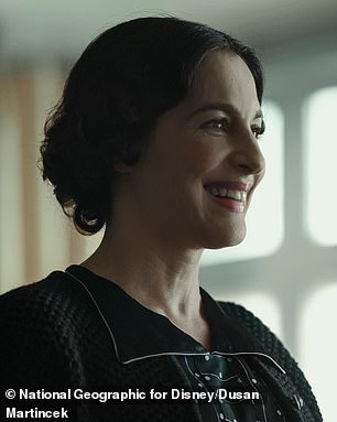 Amira Casar as Edith Frank