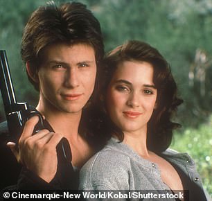 80s impact: Heathers (1988), 同样由 Christian Slater 主演,是莱德在 80 年代主演的三部备受瞩目的电影之一