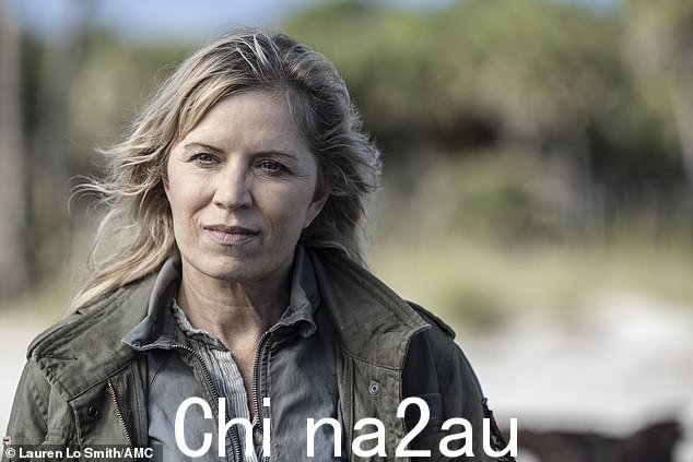 不离开：麦迪逊克拉克 [Kim Dickens] 向摩根承诺她不会离开他