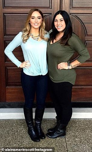 Alaina 与她的表妹和'姐姐'Hailie 合影