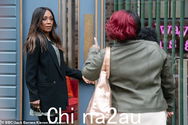 支持:在 Denise 带 Pearl 吃午饭时与 Kim 在沙龙发生冲突后,Denise 意识到 Kim 正在处理车祸造成的创伤