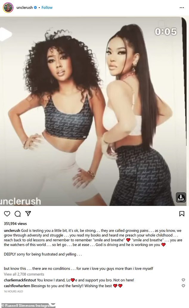 拉塞尔·西蒙斯 (Russell Simmons) 为在前任 Kimora 分享的令人不安的 FaceTime 通话中对 20 岁的女儿青木哭泣而“感到沮丧和大喊大叫”道歉:“我爱你们胜过爱我自己'