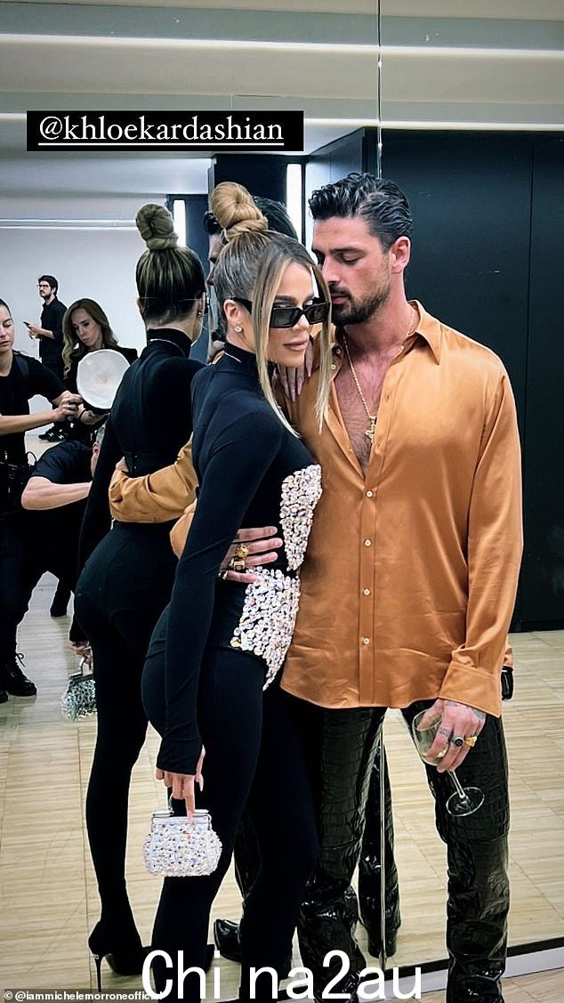 闷热:Khloe Kardashian 认为它'太可爱了',姐姐 Kim Kardashian 想安排她与意大利帅哥 Michele Morrone 约会