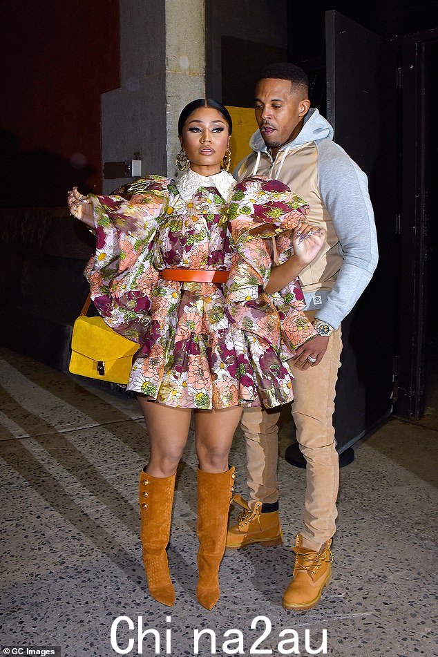 哎呀:据报道,妮琪·米娜 (Nicki Minaj) 和她的丈夫肯尼思·佩蒂 (Kenneth Petty) 是请愿书的中心人物,该请愿书是由她们隐山 (Hidden Hills) 的邻居发起的,要求他们克服“安全问题”(2020 年出现)