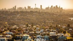 住房供应危机中，45 岁及以上的澳大利亚人寻求更便宜的租金，共享住房需求翻倍