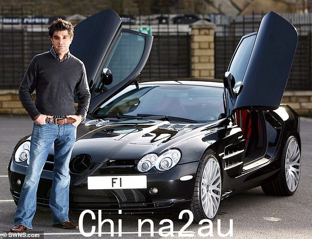 伦敦商人阿夫扎尔·汗 (Afzal Khan) 是 208 年以 44 万英镑购买的“F1”车牌的所有者。他声称已经拒绝了高达 1000 万英镑的报价