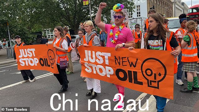 Just Stop Oil 资助者 Trevor Neilson 告诉活动人士,他们愚蠢的特技和橙色油漆现在正在损害事业