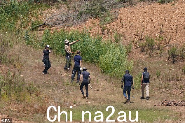 调查人员在葡萄牙阿尔加维的 Barragem do Arade 水库拍照,搜寻玛德琳·麦肯 (Madeleine McCann) 的失踪事件仍在继续。