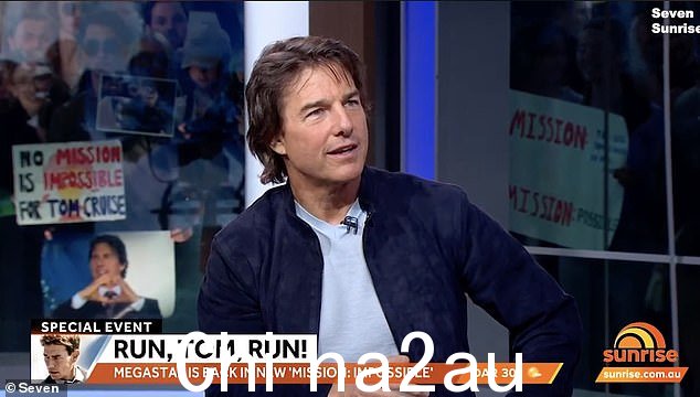 汤姆·克鲁斯 (Tom Cruise) 对《日出》主持人马特·希尔文顿 (Matt Shirvington) 表示自己是一名职业短跑运动员,并被他在奥运会上跑步的视频迷住了,他对此感到非常愤怒