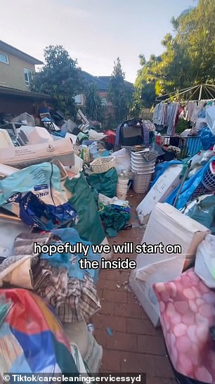定期改造囤积者房屋的专业清洁工迄今为止承担了她的“更糟糕”工作