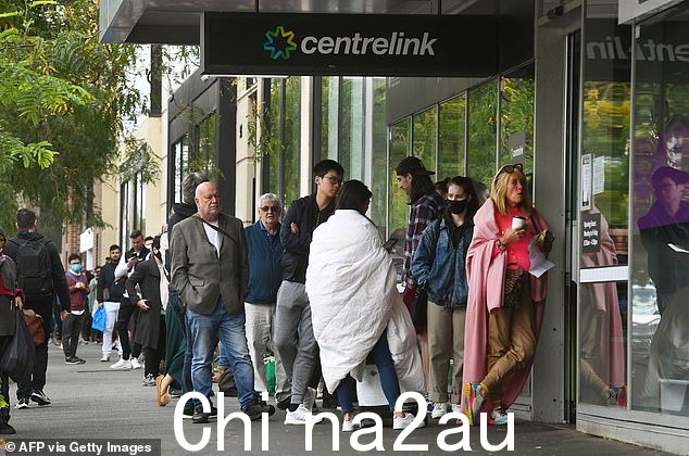 一名女骗子使用虚假别名向 Centrelink 诈骗了近 20 万澳元，“在 12 年内双倍领取福利金，直到她的房子被烧毁后才被发现” /></ p><p style=