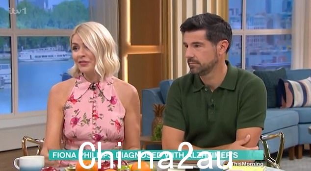 新闻:消息传出后,Holly 和她的搭档 Vanessa Feltz 联系了前 GMTV 主持人和她的丈夫,表达了他们的支持