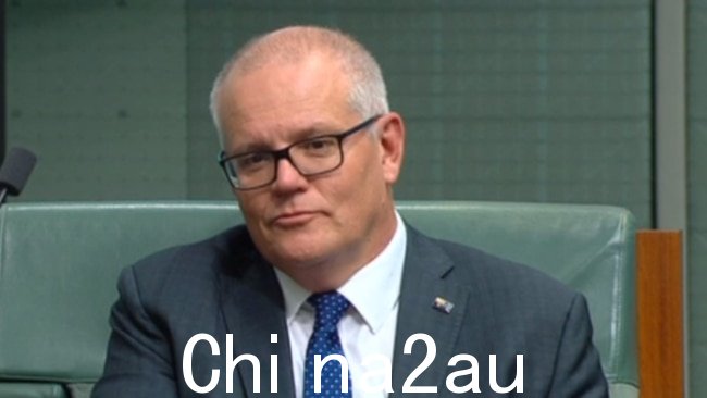 总理安东尼·艾博内塞 (Anthony Albanese) 对于斯科特·莫里森 (Scott Morrison) 是否应该从议会辞职一直守口如瓶。皇家委员会对失败的机器人债务计划做出了令人震惊的调查结果。图片：澳大利亚天空新闻